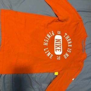 Nike long sleeve graphic tee.